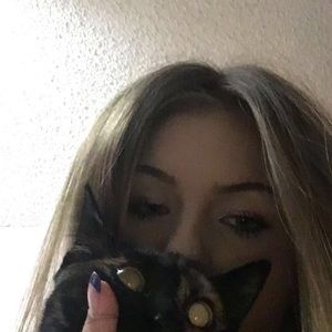 Meet your Posher, Baylie